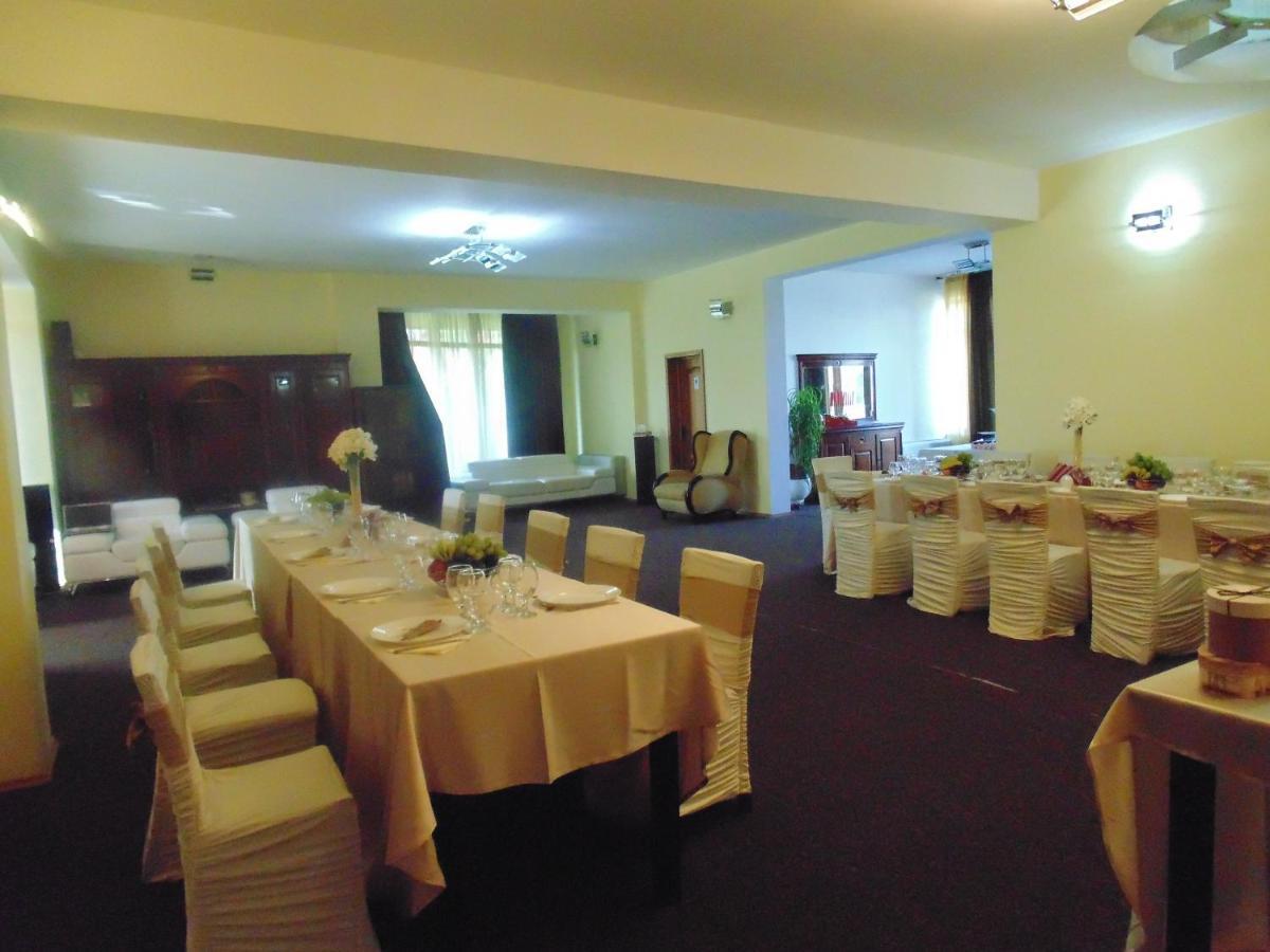 Pensiunea Casa Benko Bacău Esterno foto